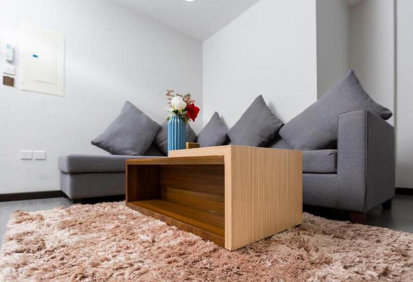 Люкс Повышенной Комфортности, اطلالة الشرفة 1 للشقق المخدومة Terrace View 1