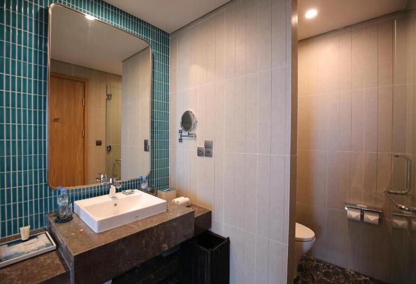 اتاق لوکس با چشم‌انداز دریا, Flc City Hotel Beach Quy Nhon