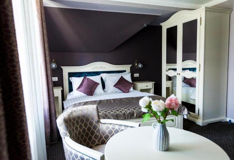 اتاق استاندارد, Royal Inn Busteni Adults Only