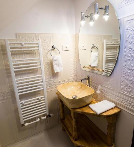 اتاق استاندارد, Royal Inn Busteni Adults Only