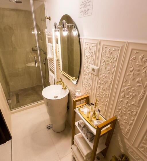 اتاق استاندارد, Royal Inn Busteni Adults Only