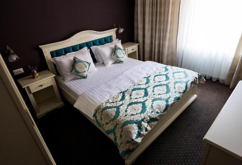 آپارتمان لوکس 1 خوابه, Royal Inn Busteni Adults Only