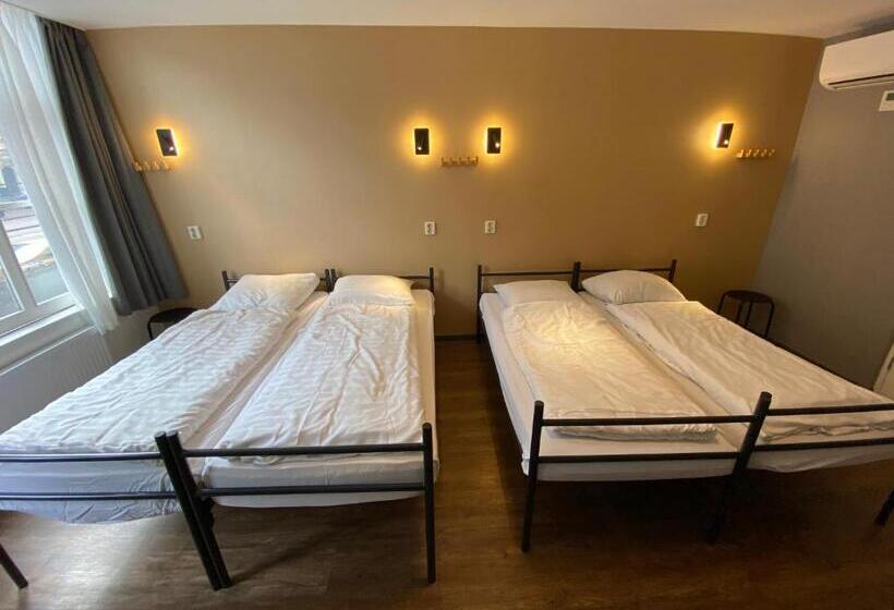 اتاق استاندارد چهار تخته, Xplore Hostel Amsterdam