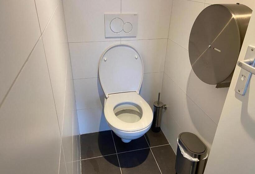 تختخواب در اتاق مشترک, Xplore Hostel Amsterdam