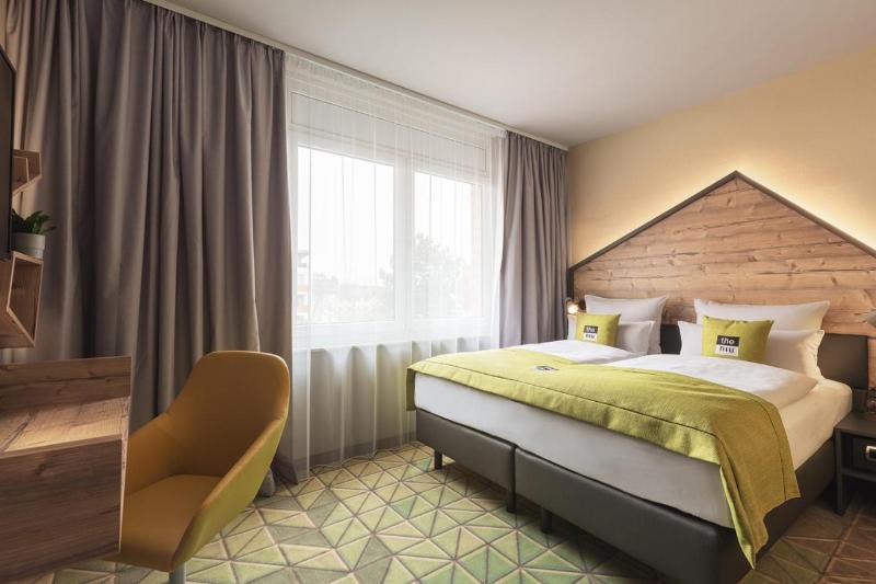 اتاق لوکس, Holiday Inn   The Niu, Mill Cologne Mülheim, An Ihg