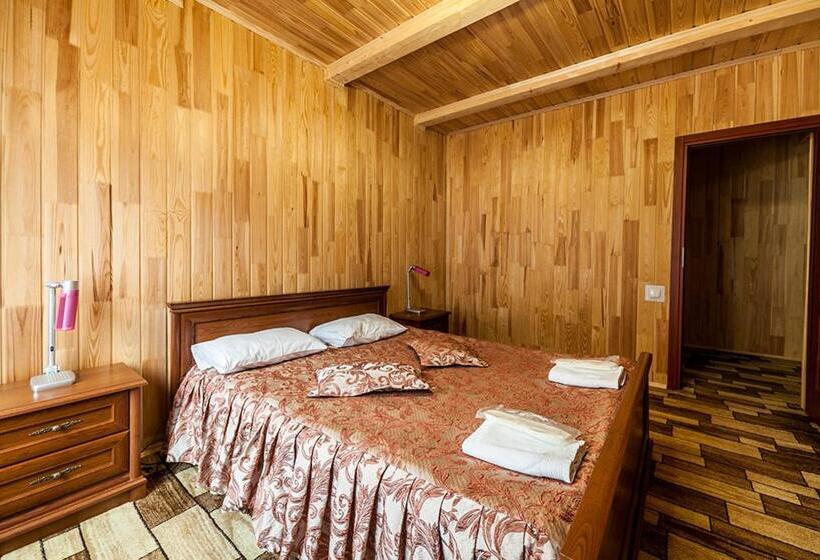 سوییت خانوادگی, Olga Hotel Spa