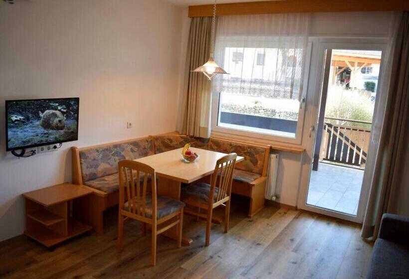 Апартаменты 1 Спальня с Террасой, Residence Feldhof