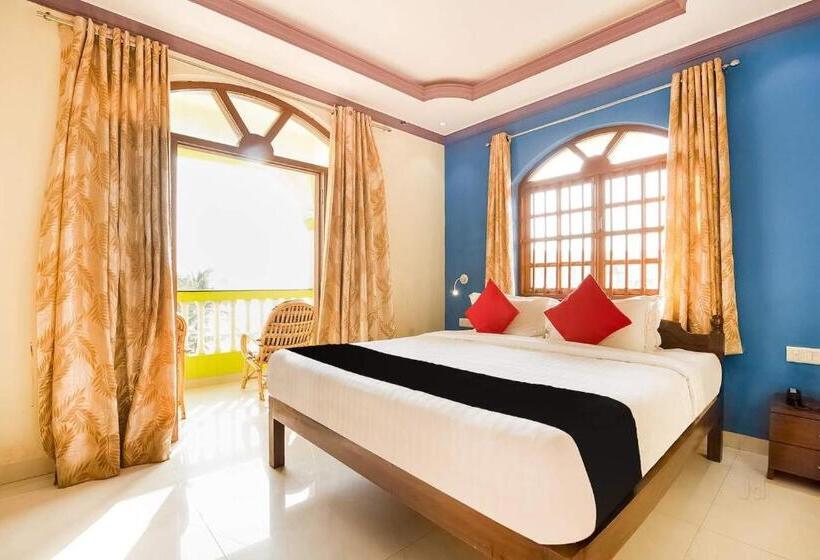 اتاق لوکس, Larios Beach Holidays