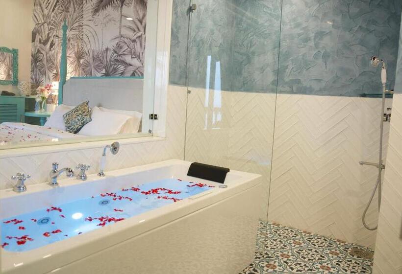 اتاق استاندارد با تخت بزرگ, Larios Beach Holidays