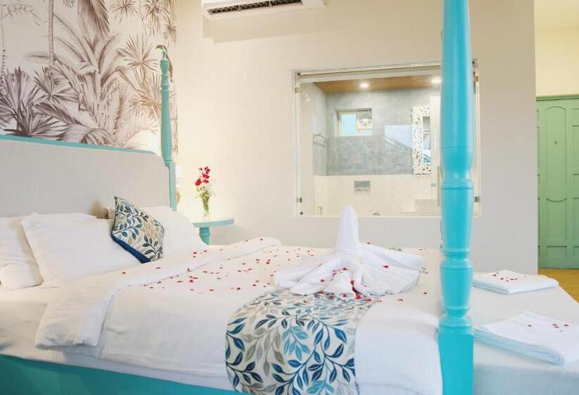 اتاق استاندارد با تخت بزرگ, Larios Beach Holidays