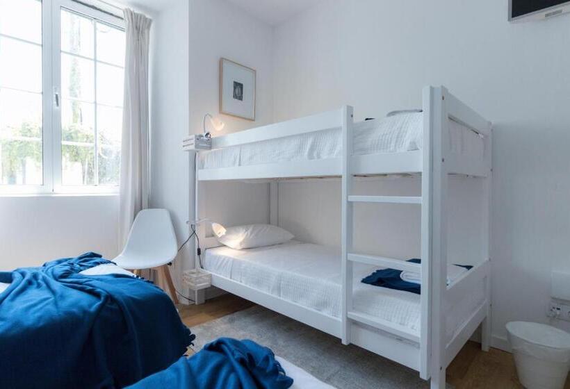 تختخواب در اتاق مشترک, Lagoa Hostel & Suites