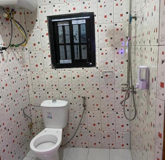 استودیوی لوکس, Residence Svet