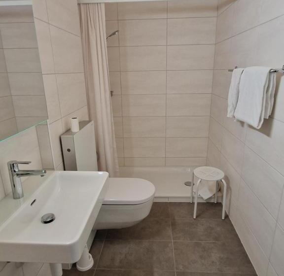 شقة 3 غرف, Auberge Du Peu Péquignot