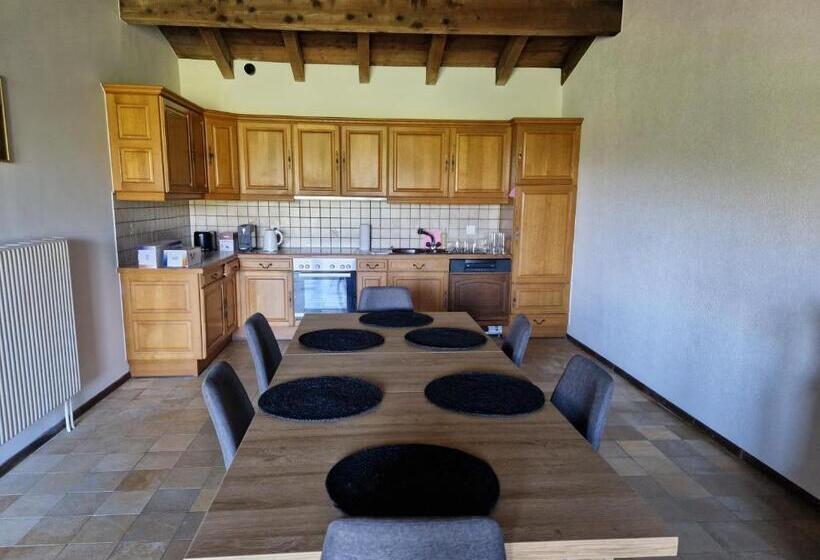 شقة 3 غرف, Auberge Du Peu Péquignot