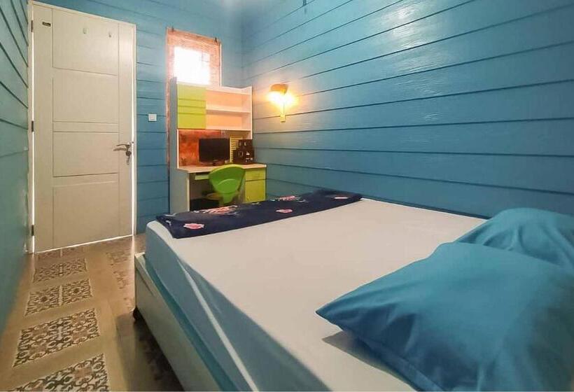 Номер Стандарт, D H Mansion La Rosa Syariah Sentul Mitra Reddoorz