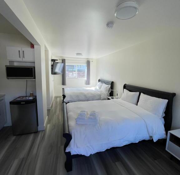 Студия Deluxe, Destination Inn