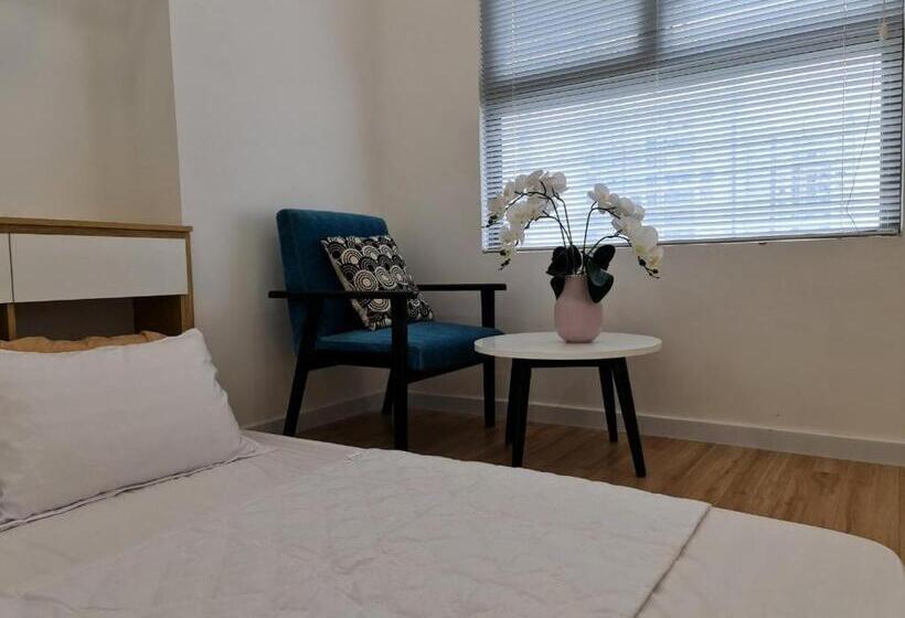 سوییت, Saigon South Residence  Vina We Stay