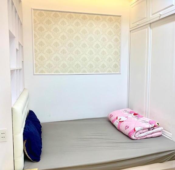 سوئیت 2 خوابه, Saigon South Residence  Vina We Stay