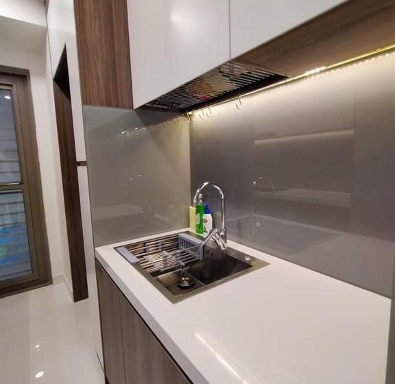سوئیت 2 خوابه, Saigon South Residence  Vina We Stay