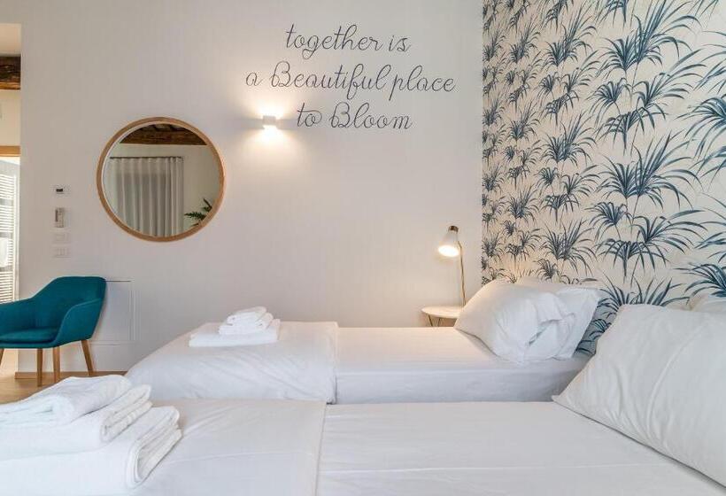 اتاق استاندارد با تراس, Blooms Botanical Rooms