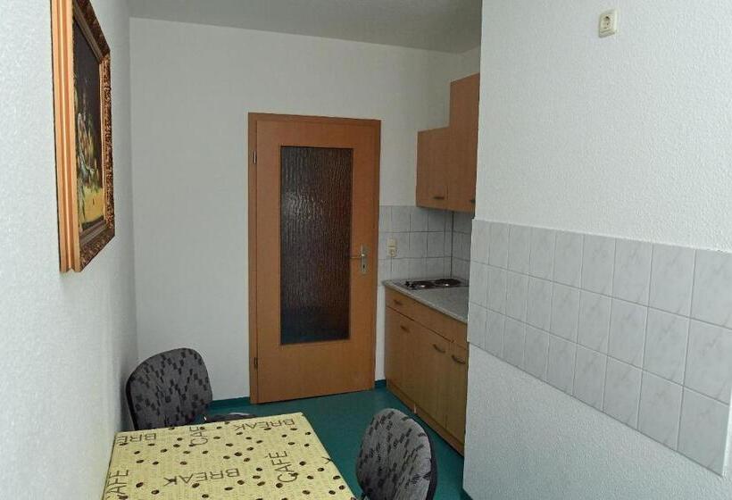 Апартаменты 1 Спальня, Garni Goldene Henne