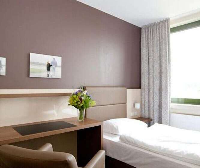 اتاق استاندارد یک نفره, Genohotel Forsbach
