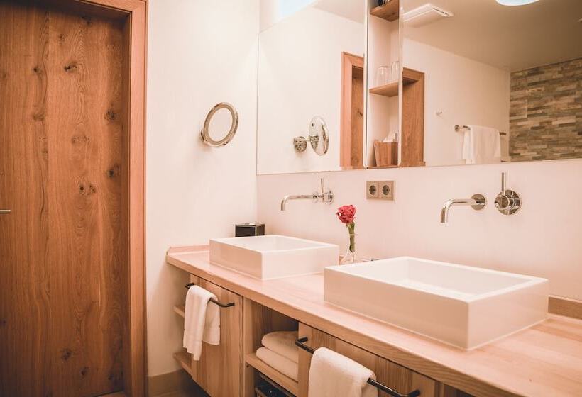 Люкс Классика, Parkhotel Egerner Höfe