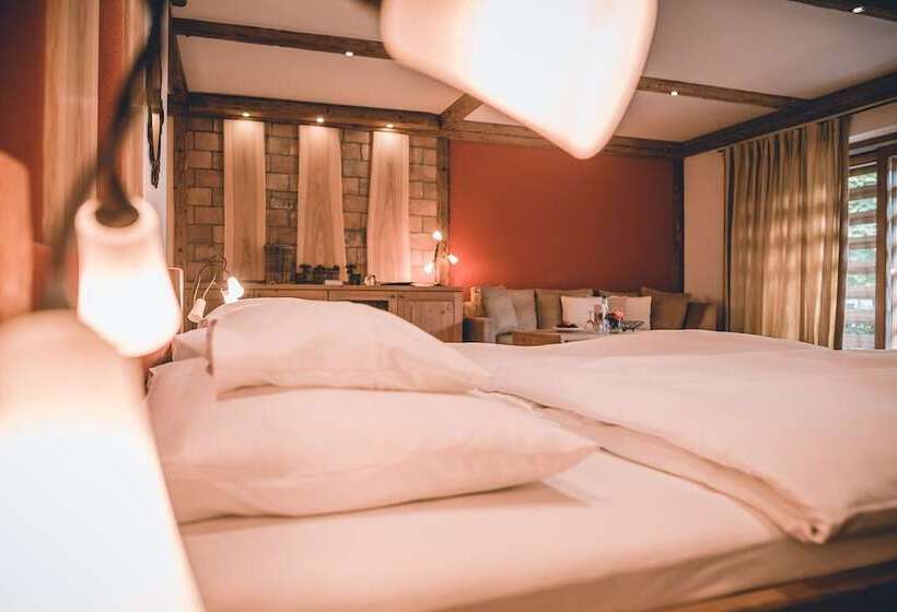 סוויטה קלאסית, Parkhotel Egerner Höfe