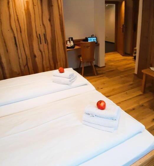 스위트, Deva Hotel Alpenglück