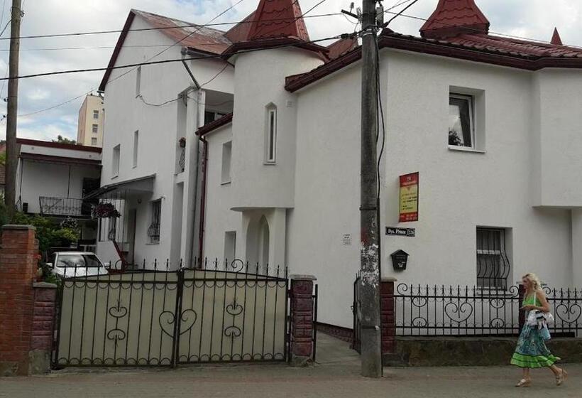 Номер Стандарт, Sadyba Margaryta