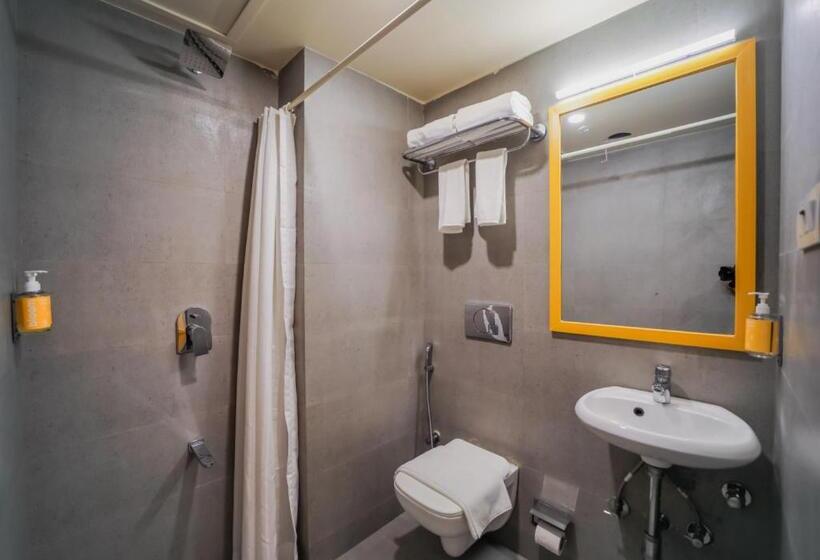 חדר סטנדרט, Bloom Hotel   Worli South Mumbai