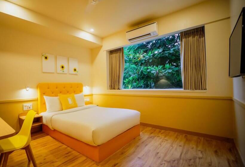 חדר סטנדרט, Bloom Hotel   Worli South Mumbai
