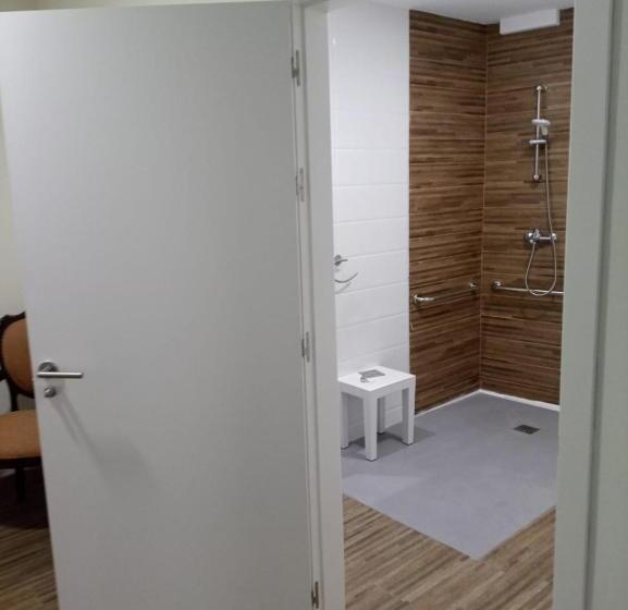 Семейный Номер, Innmare Fortuna Hotel Dos Estrellas