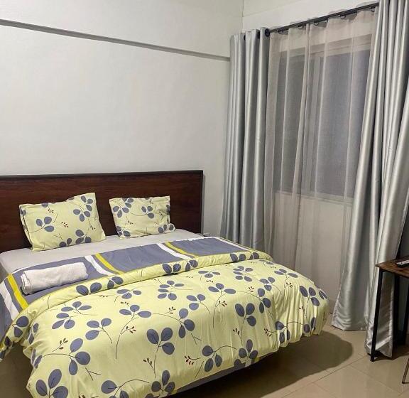 Номер Deluxe, Van Der Salle   Flovan Plaza