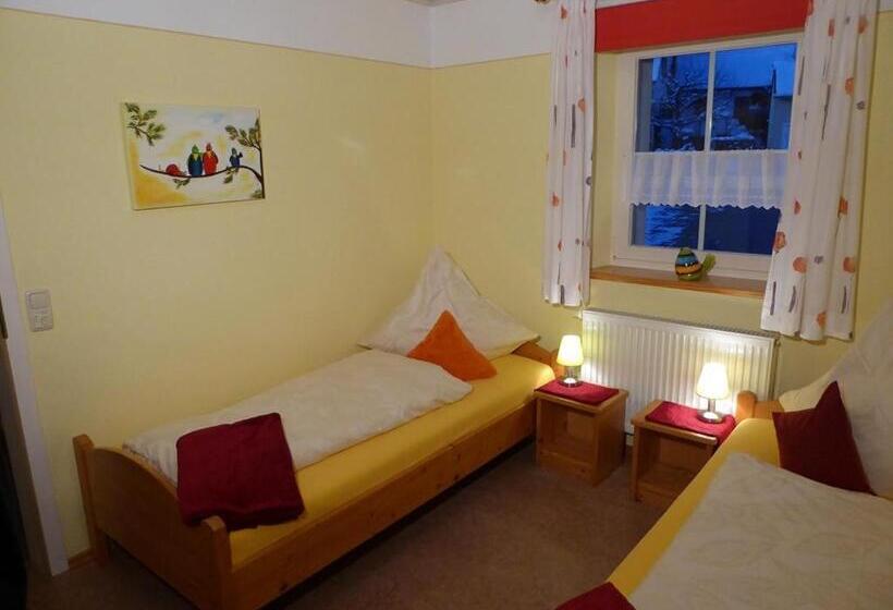 Апартаменты 2 Спальни, Pension Rosengärtchen