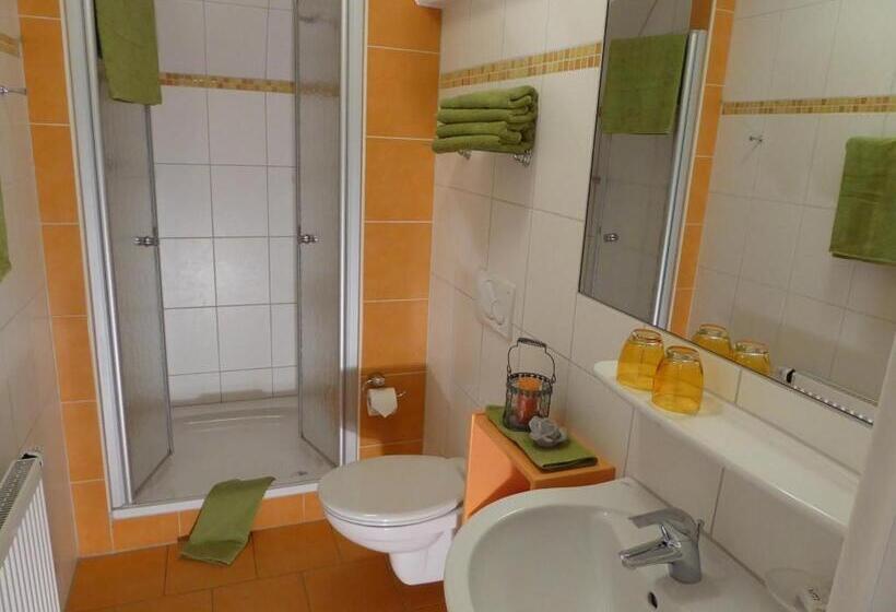 Апартаменты 2 Спальни, Pension Rosengärtchen