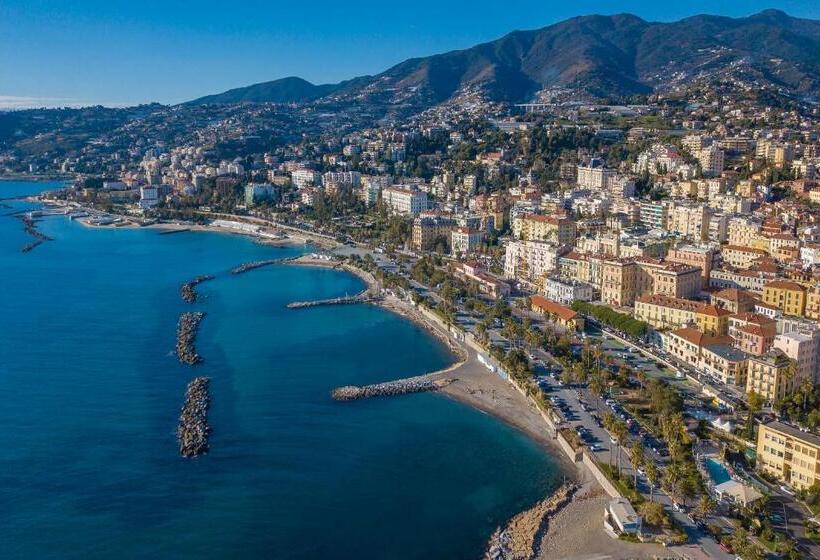 Apartamento 2 Dormitórios, Seven Suites Apartments   Myplacesanremo