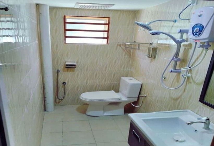 Family Suite, Puteri Miqaila