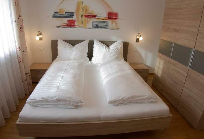 Апартаменты 2 Спальни, Appartement Gandler