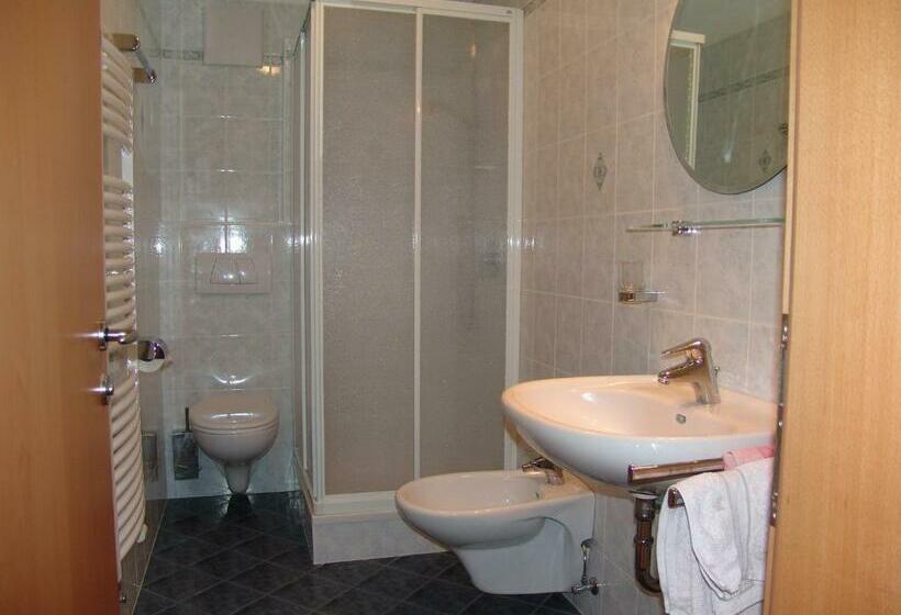 Апартаменты 2 Спальни, Appartement Gandler