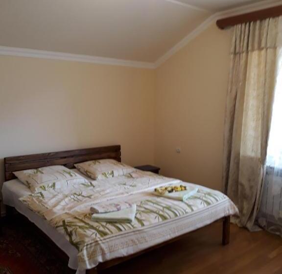 디럭스 룸, Green Dilijan B&b
