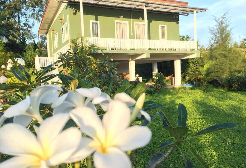 Четырехместный Номер Стандарт, บ้านเอื้อมดาว เขาค้อ
