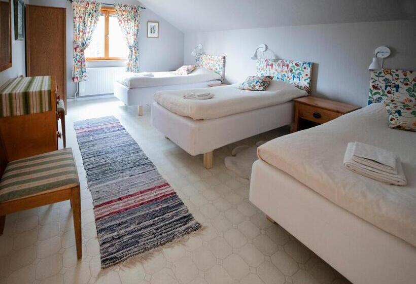 Трехместный Номер Комфорт, Mellangården