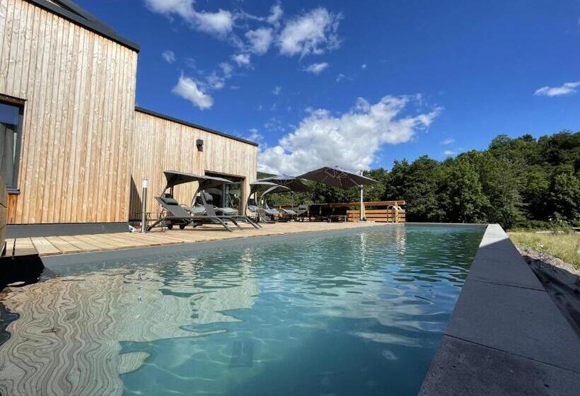 Люкс Повышенной Комфортности, Le Volcan Des Sens, Chambres D Hotes De Luxe Et Spa