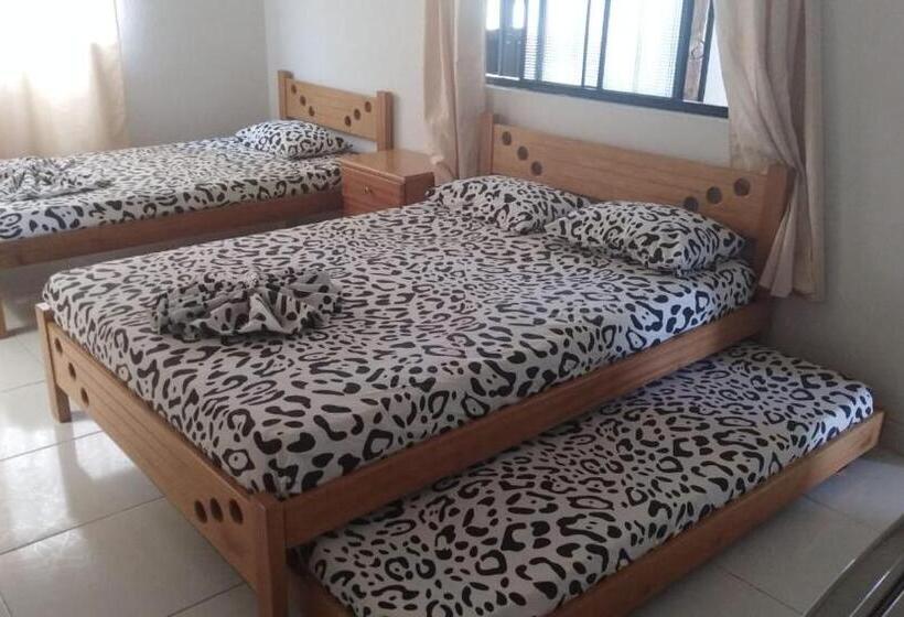 اتاق استاندارد چهار تخته, Centro Vacacional Los Pijaos