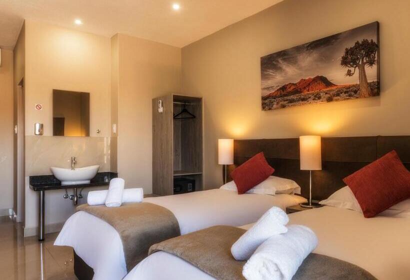 اتاق استاندارد با تخت بزرگ برای معلولان, Springbok Inn