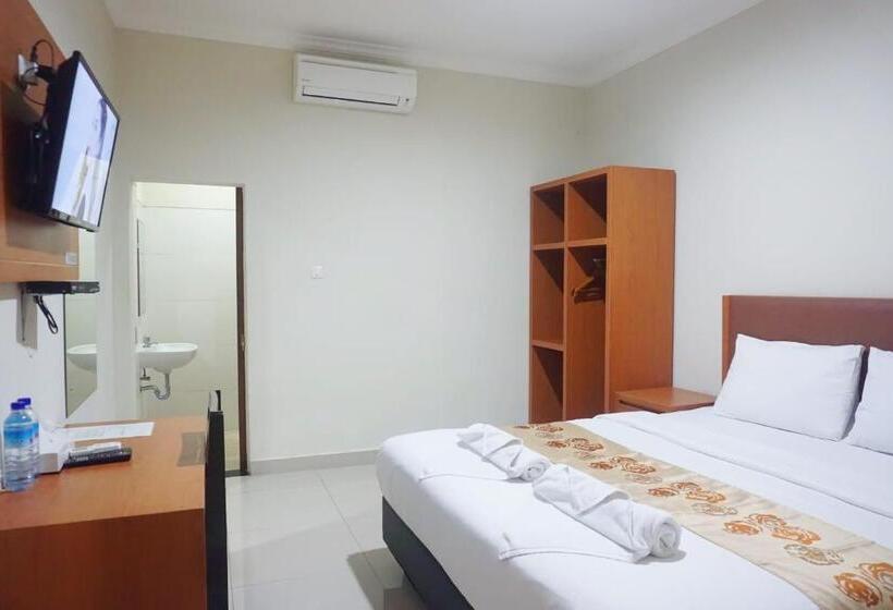 Номер Стандарт, Lombok Mayura