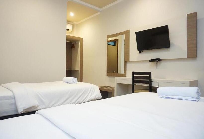Номер Deluxe, Lombok Mayura