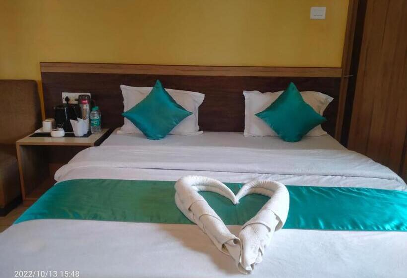 Номер Стандарт Вид на Сад, Sundarban Tiger Roar Resort