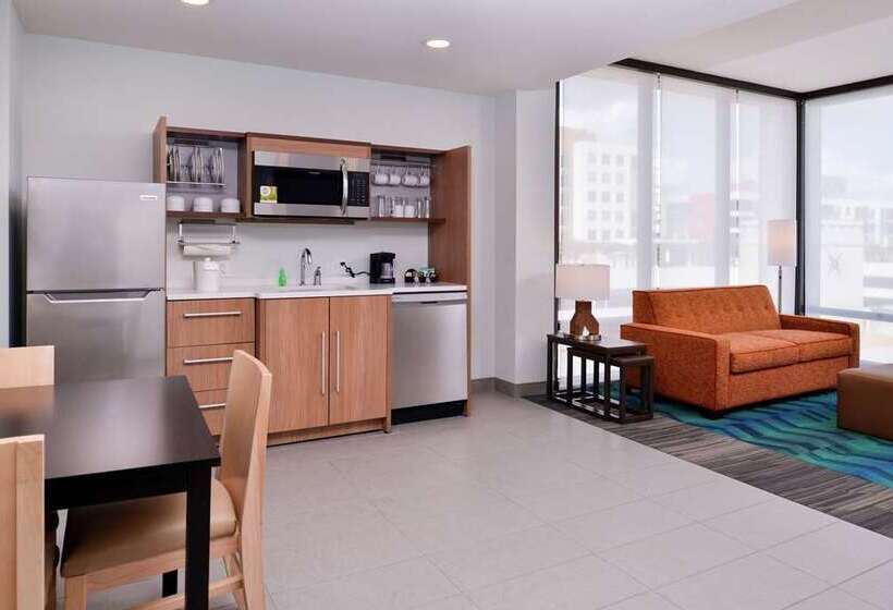 스탠다드 룸, Embassy Suites By Hilton Tampa Downtown Convention Center